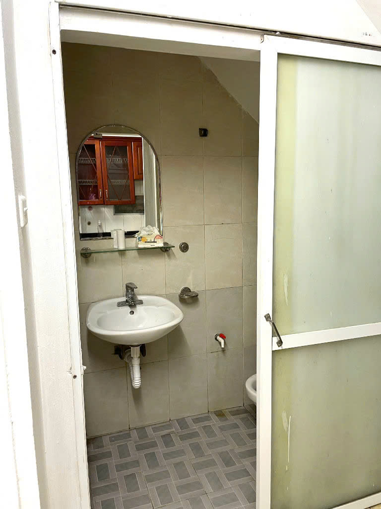 Cho thuê nhà Phố Tân Khai, 30m2 x 2 tầng, 2 ngủ, 6.5 triệu 10m ra phố - Ảnh 4
